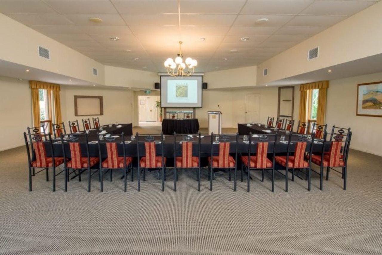 Hotel Clare Country Club Esterno foto