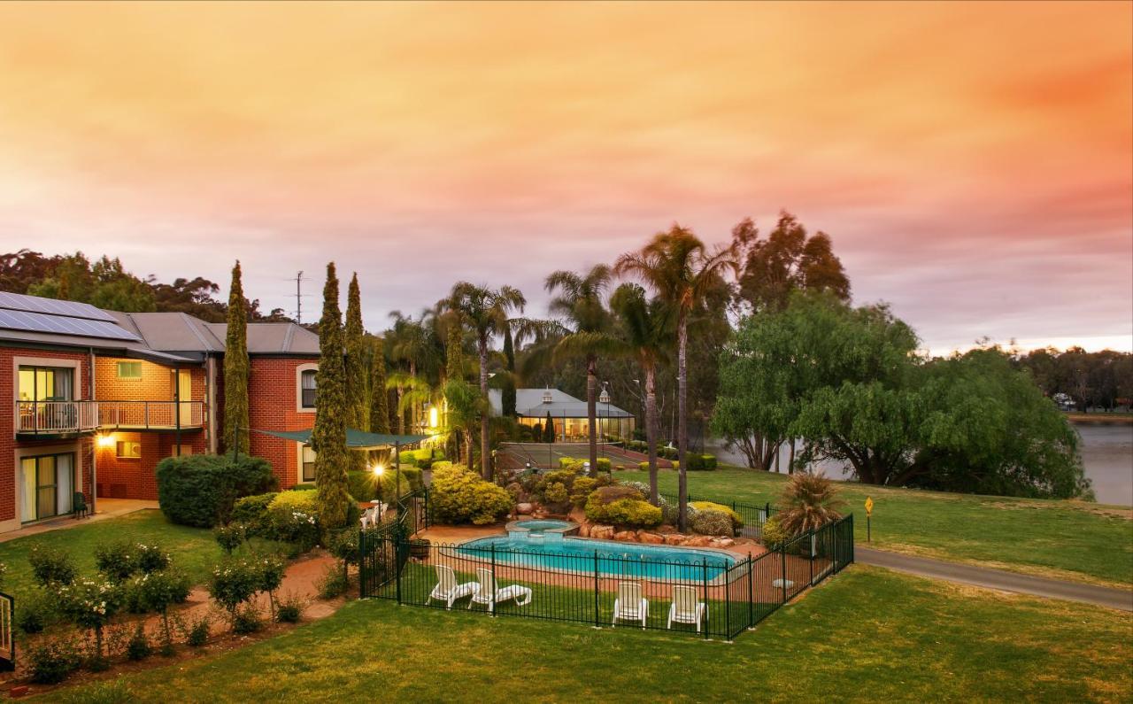 Hotel Clare Country Club Esterno foto
