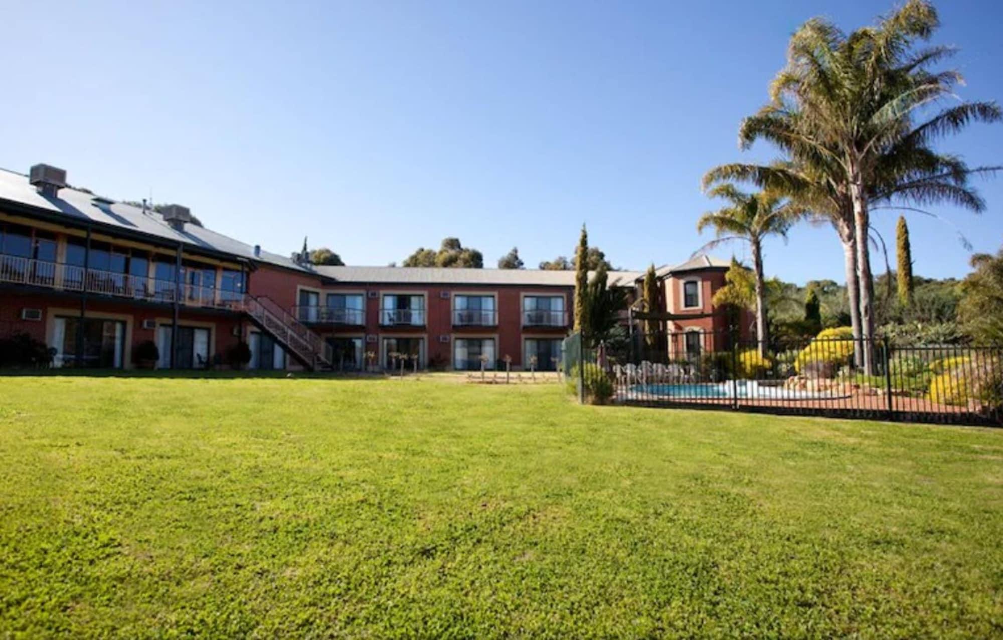 Hotel Clare Country Club Esterno foto