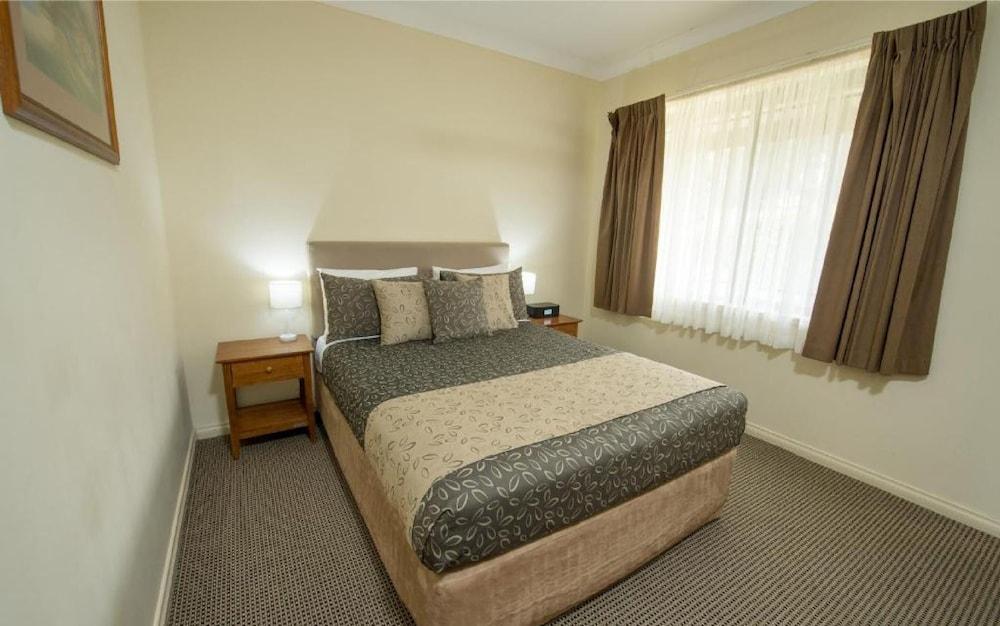 Hotel Clare Country Club Esterno foto