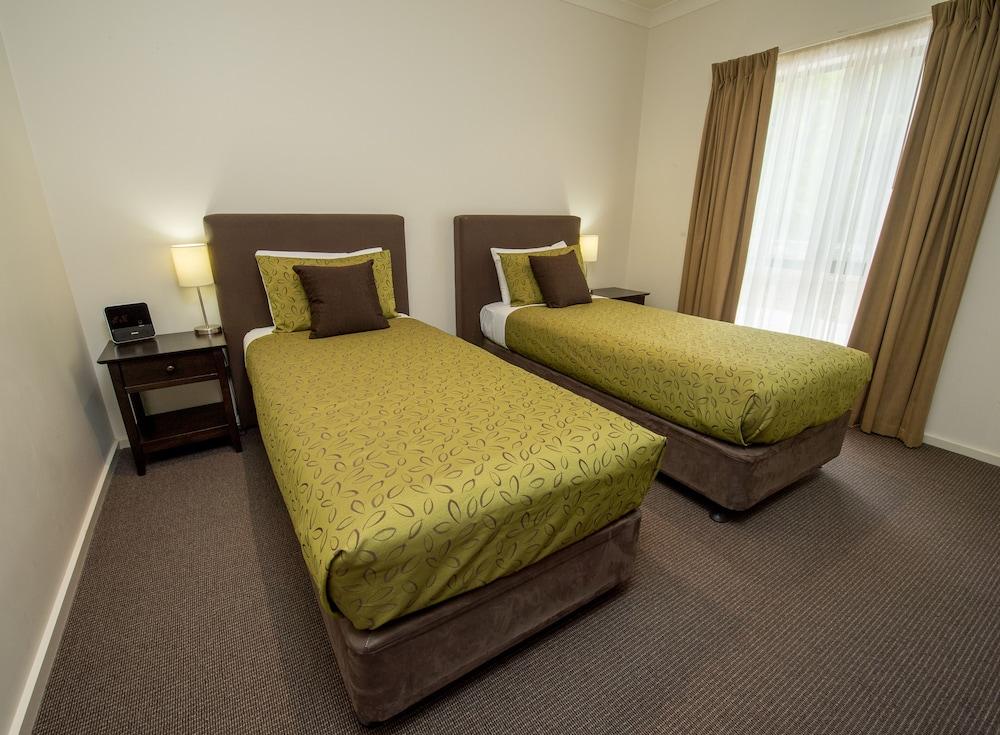 Hotel Clare Country Club Esterno foto