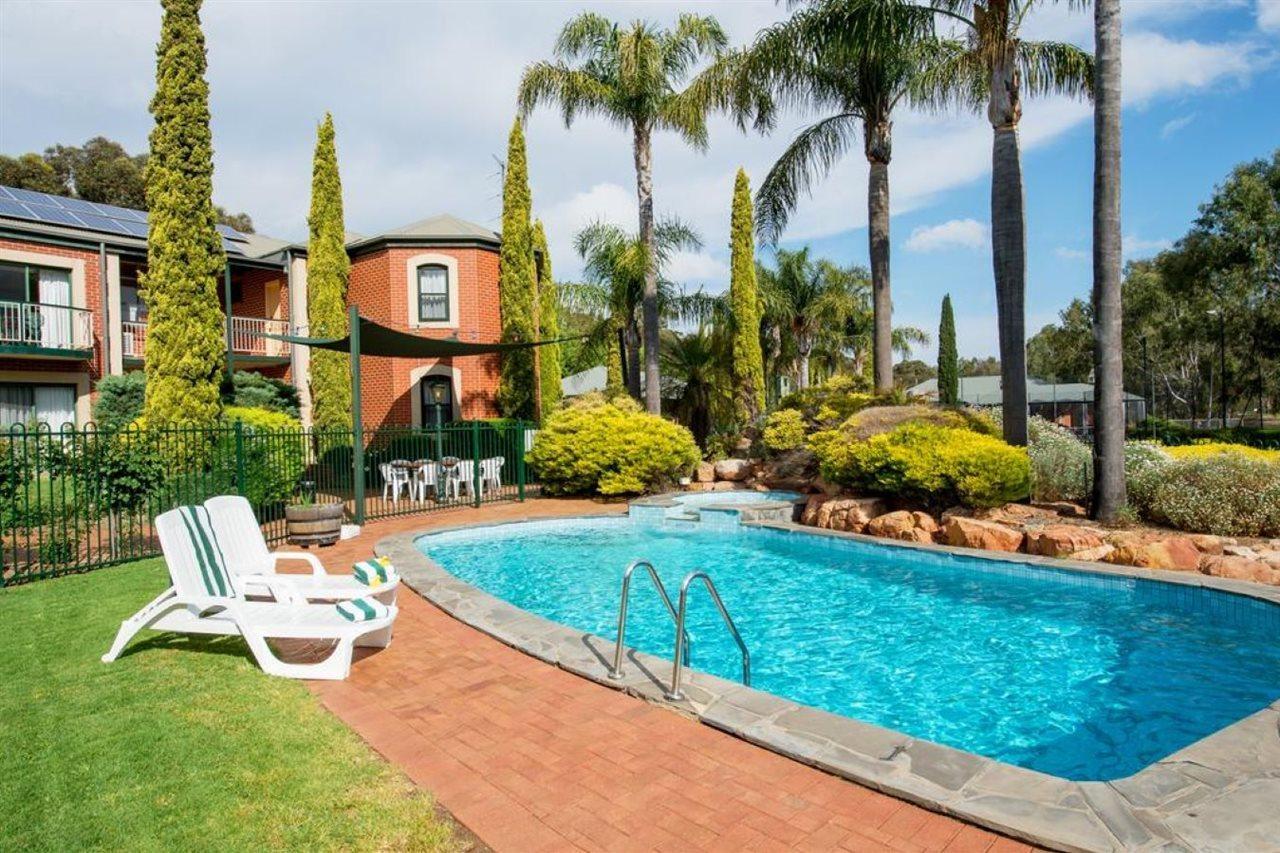 Hotel Clare Country Club Esterno foto