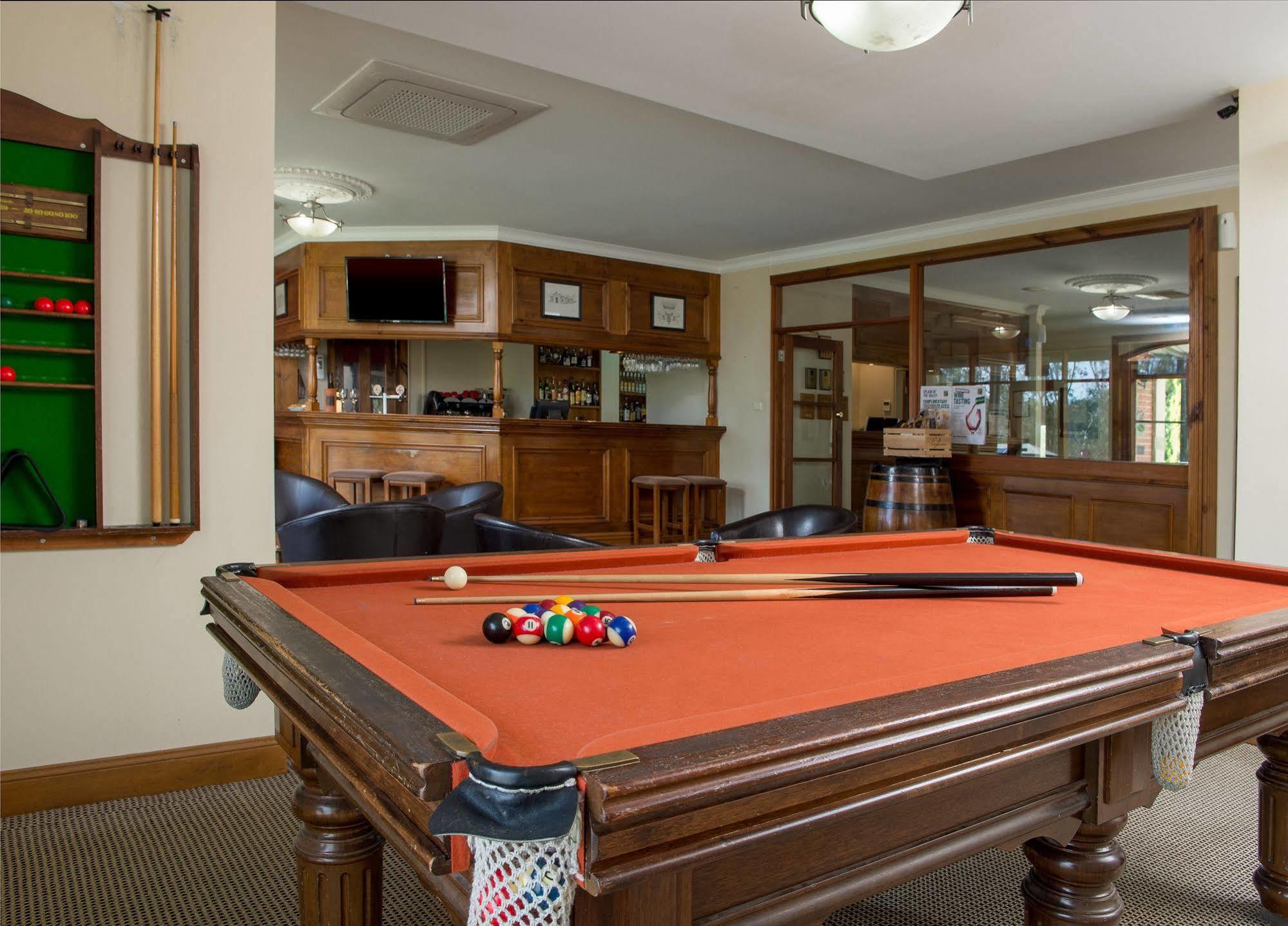 Hotel Clare Country Club Esterno foto
